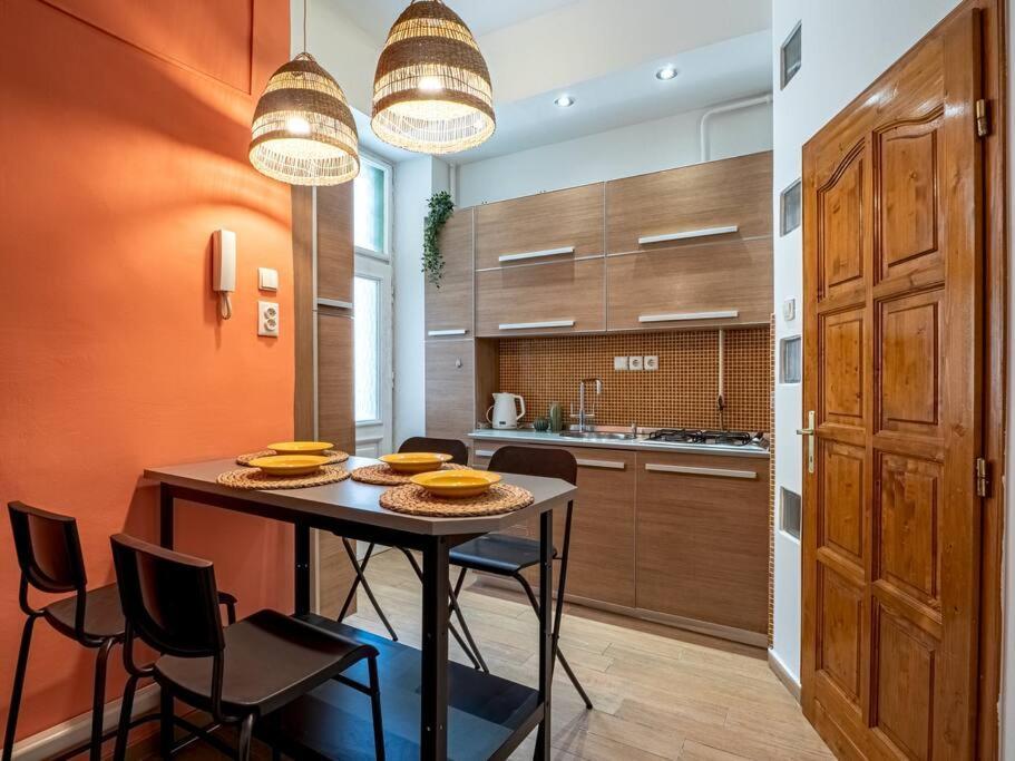 Mexicopo Apartment With Garage Будапеща Екстериор снимка